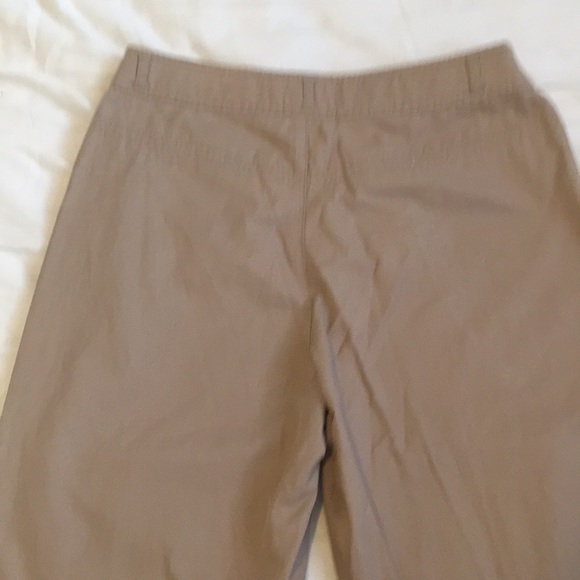 Esprit size 4 khaki pants - Picture 3 of 3